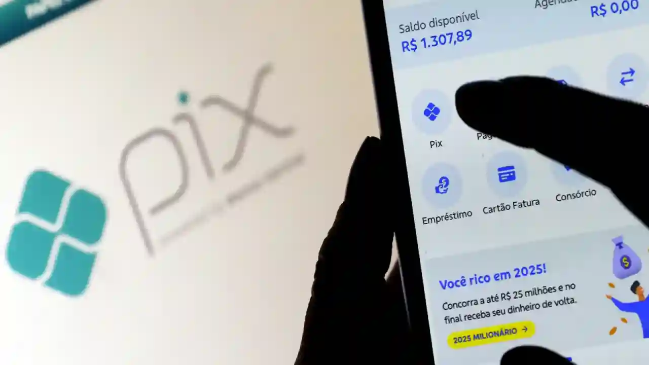 Brasil consolida revolução digital: 82% das transações bancárias já são feitas online