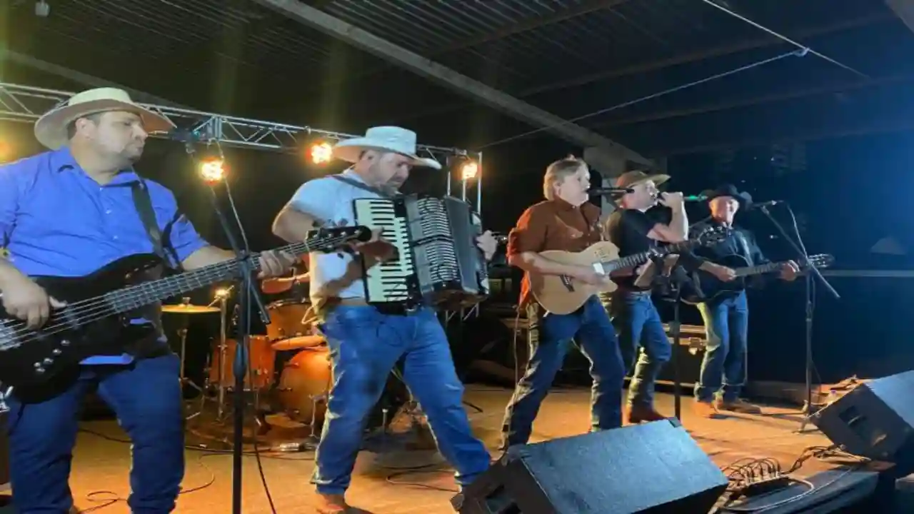 Grupo Pé de Cedro grava clipe em Campo Grande e exalta a cultura regional de MS