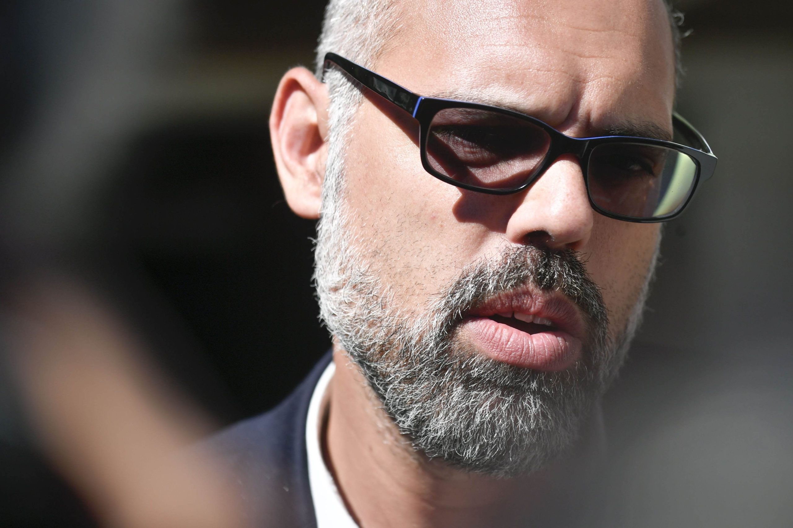 Cavalo mutilado: animal caiu por exaustão após ser forçado a cavalgar 15 km