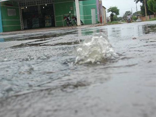 MP mira concessionária por vazamento de esgoto e dano ambiental em MS