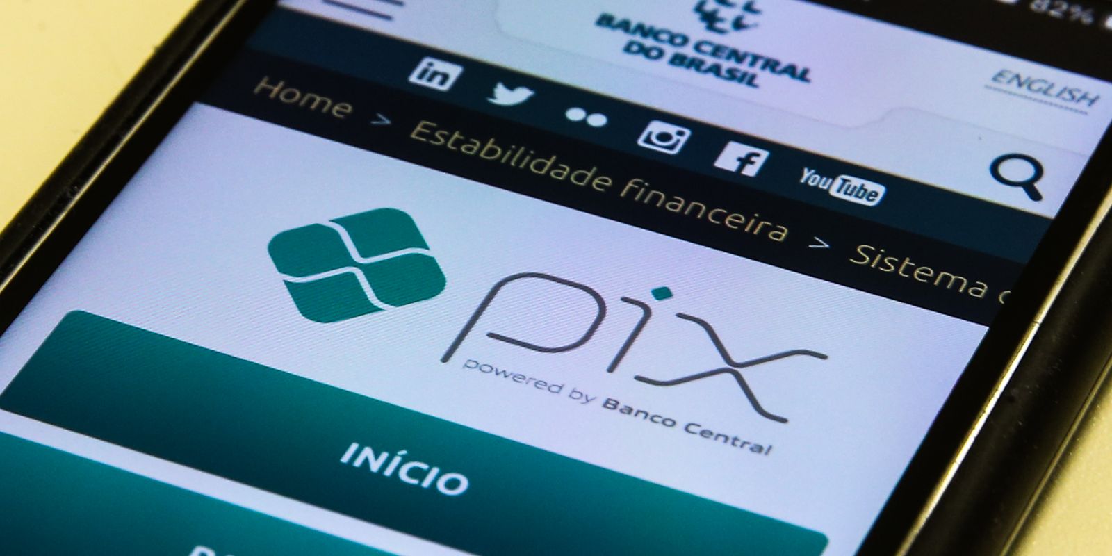 Pix não discrimina empresas estrangeiras, responde Brasil aos EUA