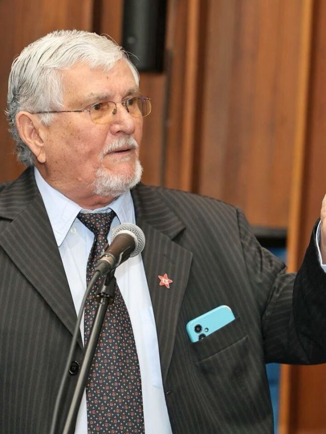 Zeca do PT Solicita Obras Urgentes de Água e Estrada para Comunidade em Rochedo