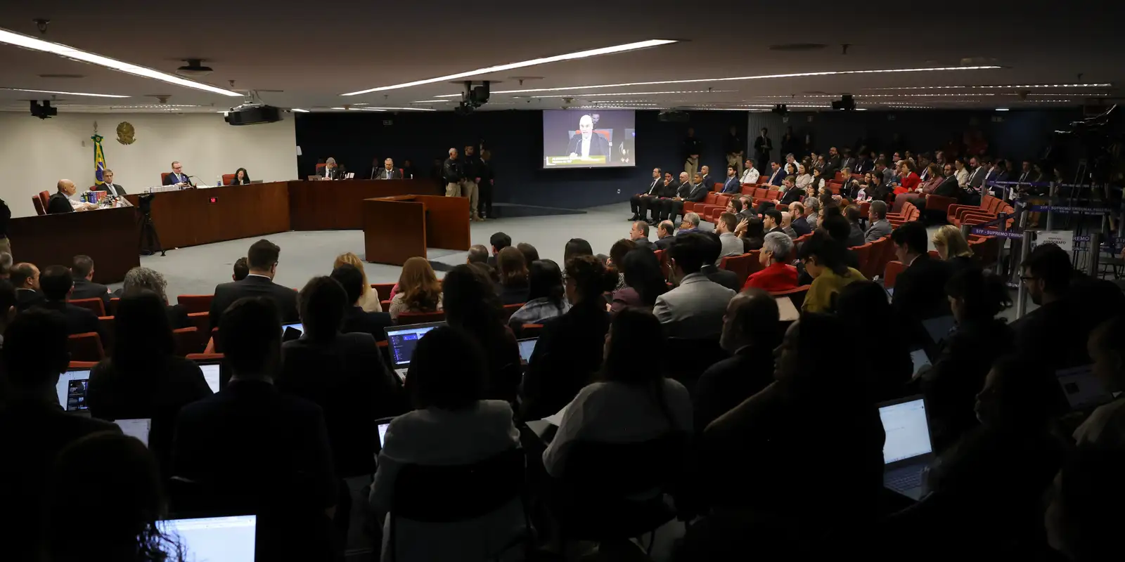 Em voto, Fux diz que ação deveria ter tramitado na primeira instância