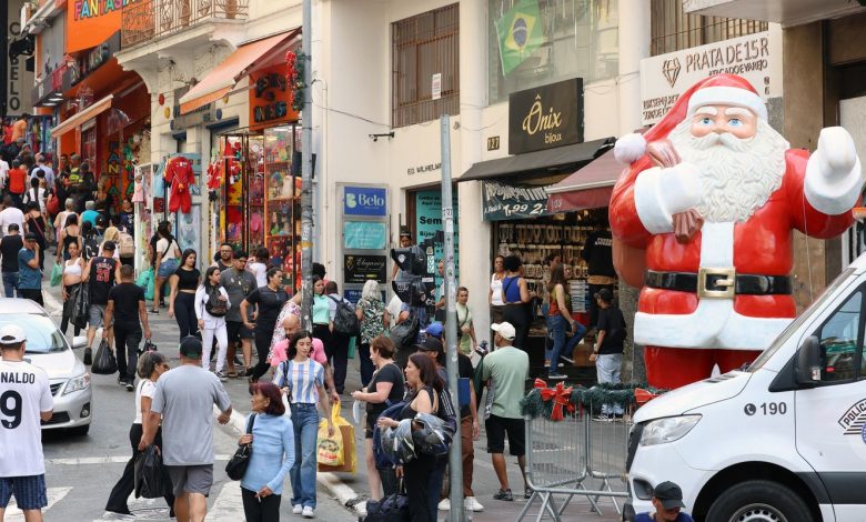 Taxa de desemprego chega a 5,2%, a menor desde 2012