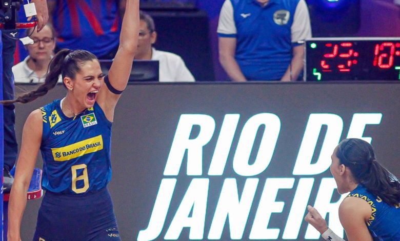 Central Julia Kudiess é eleita a 5ª melhor jogadora do vôlei mundial