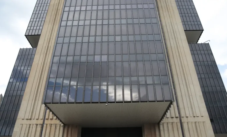 Entidades financeiras defendem atuação do Banco Central no caso Master