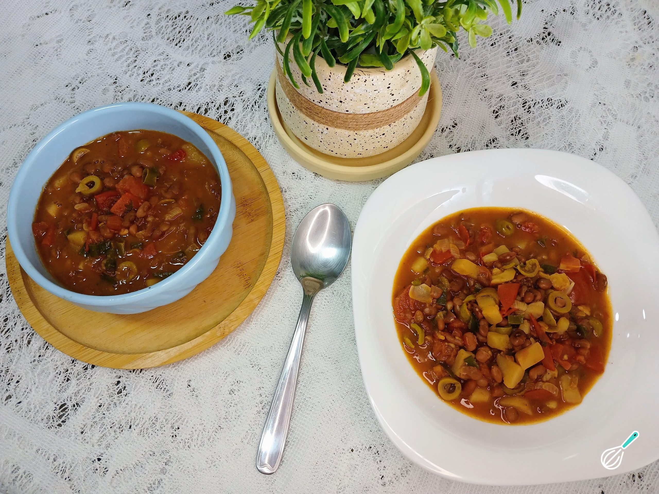 Feijão com batata e tomate: passo a passo