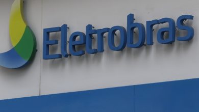 Lula veta PL sobre realocação de trabalhadores da Eletrobras