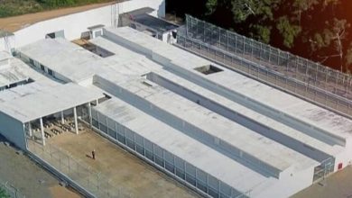 Após fuga, autoridades procuram 12 detentos de prisão em Maués (AM)