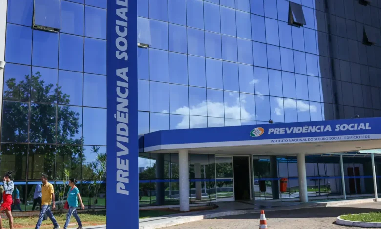 Governo prorroga até março prazo para pedido de ressarcimento do INSS