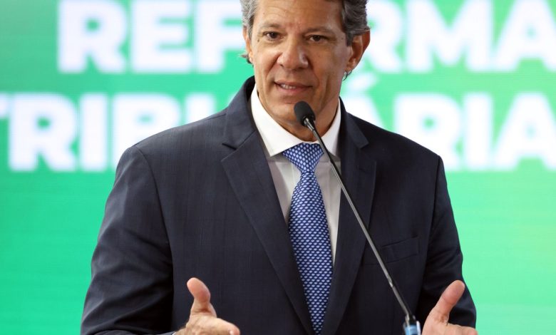 Problema da dívida pública está nos juros, não no déficit, diz Haddad