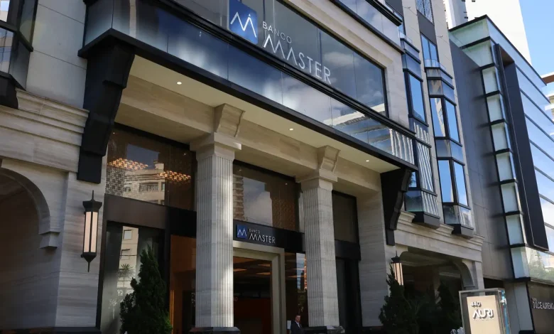 Mendes defende atuação de Toffoli no inquérito do Banco Master