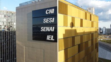 Setor produtivo reage à manutenção da Selic em 15% ao ano
