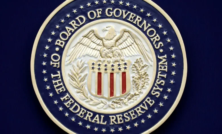 Trump usa acusação criminal como chantagem para reduzir juros, diz FED