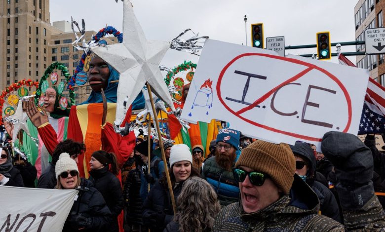 Conheça o ICE: polícia migratória de Trump alvo de protestos nos EUA