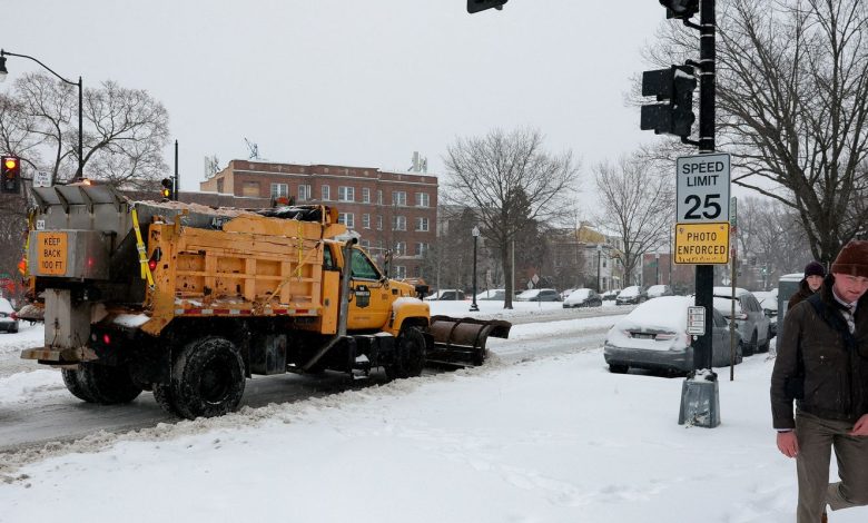 EUA: tempestade deixa 670 mil sem energia e cancela milhares de voos