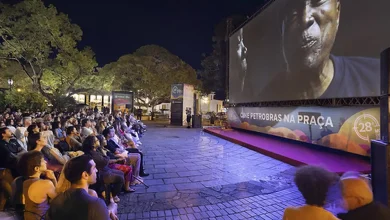 Abertura da Mostra de Tiradentes celebra Karine Teles e Júlio Bressane