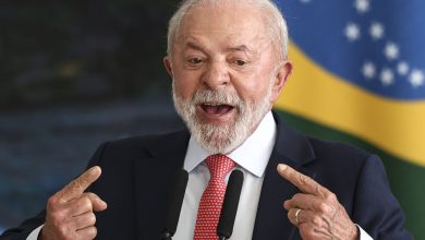 Lei autoriza pagamento retroativo de direitos suspensos na pandemia