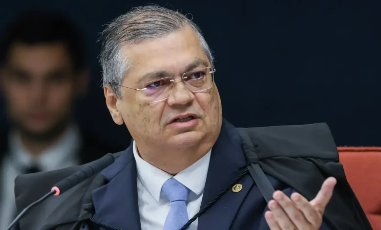 Dino dá prazo para estados e municípios explicarem emendas para Perse