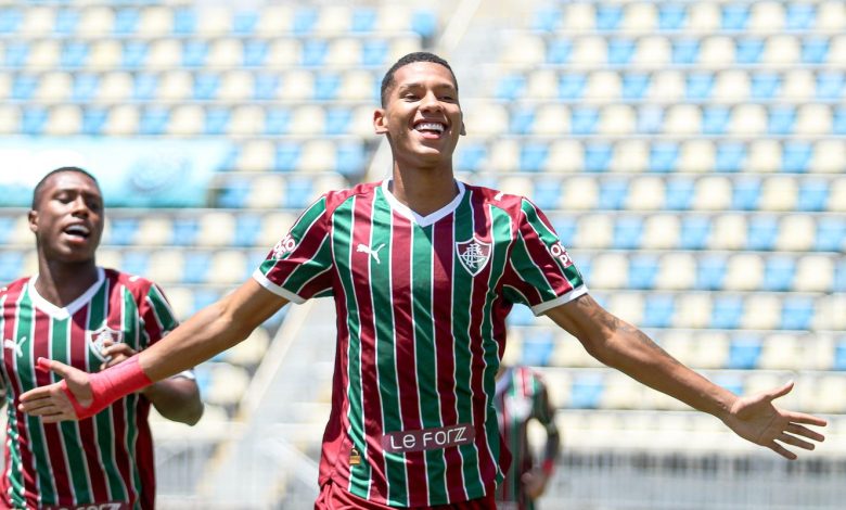 Primeira fase chega ao fim e 16 jogos abrem mata-mata da Copinha