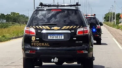 PF realiza operação para combater tráfico de cocaína do PCC
