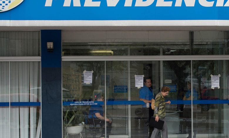 Agências do INSS abrem para atendimento extra neste sábado e domingo