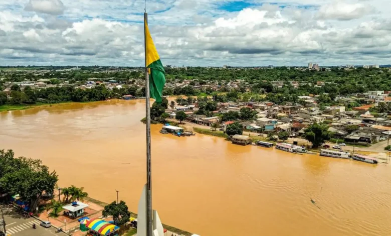 Rio Acre supera cota de inundação em Rio Branco, mas deve baixar