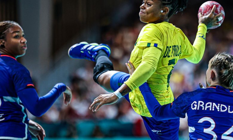 Bruna de Paula concorre ao prêmio de melhor atleta de handebol de 2025