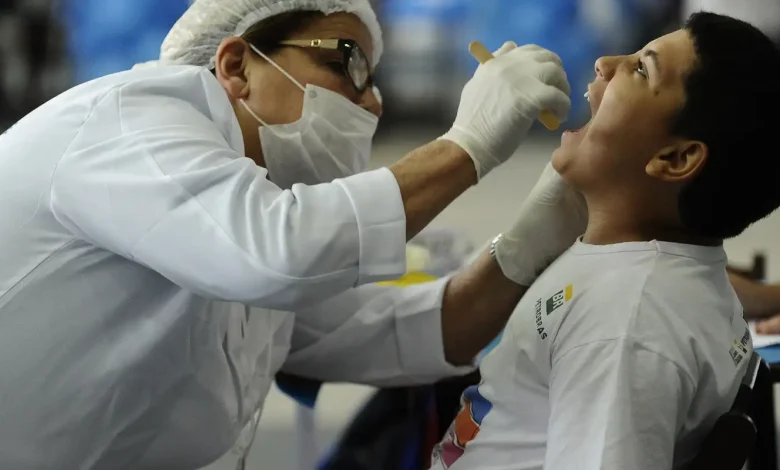 Governo deve entregar mais 400 unidades odontológicas móveis