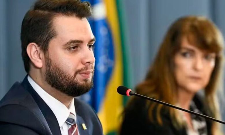 STF mantém prisão de Filipe Martins após audiência de custódia