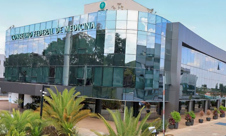 CFM estuda usar Enamed para conceder registro profissional