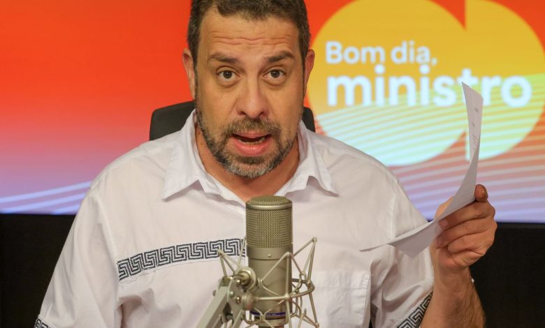 Fim da escala 6x1 deve aumentar produtividade, diz Boulos