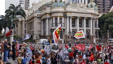 Manifestação no Rio lembra 8 de janeiro e rejeita anistia a golpistas
