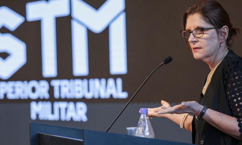 Bolsonaro fez descaso com preceitos éticos dos militares, diz MPM