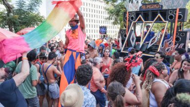 Bloco Aparelhinho celebra 15 anos de carnaval em Brasília
