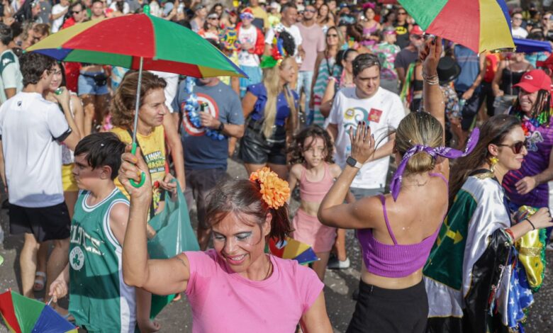 Galinho de Brasília honra a tradição do frevo e a paixão pelo futebol