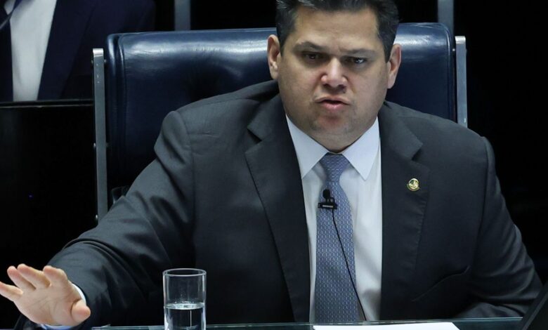 Parlamentares pedem a Alcolumbre nulidade de votação em CPMI do INSS