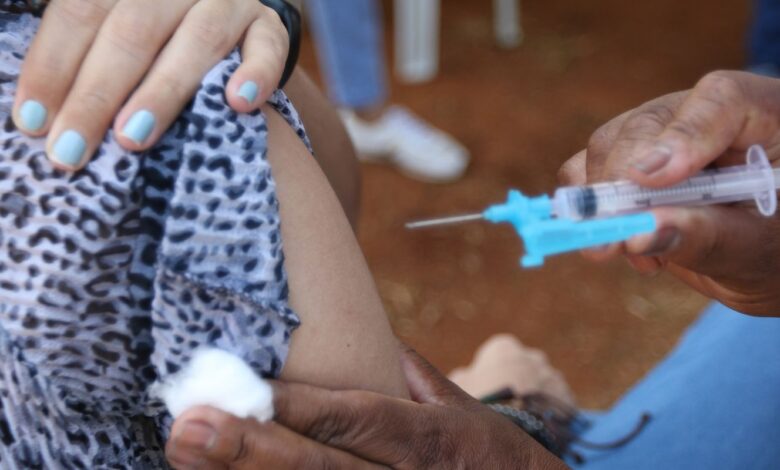 Cobertura vacinal contra HPV atinge 95,81% na capital paulista