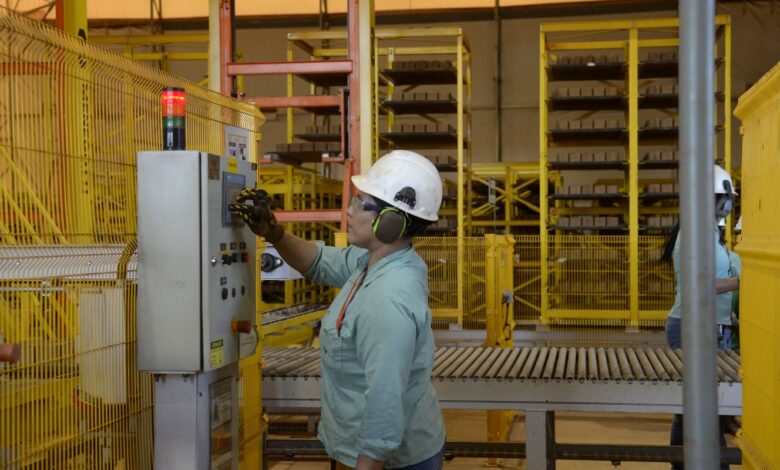 Ipea diz que mercado de trabalho pode absorver fim da escala de trabalho 6x1