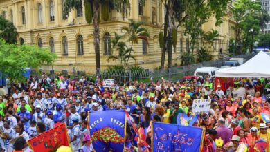 Blocos com Michel Teló e Pocah esquentam o Ibirapuera neste domingo