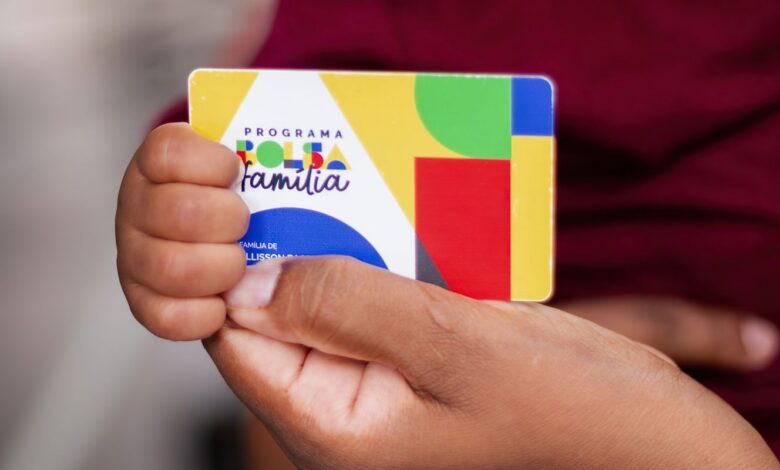 Caixa paga Bolsa Família a beneficiários com NIS de final 4