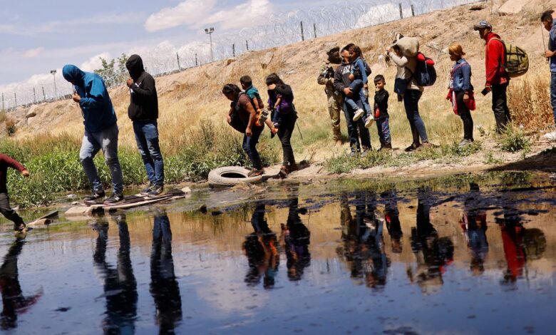 Quase 8 mil pessoas morreram em rotas migratórias em 2025