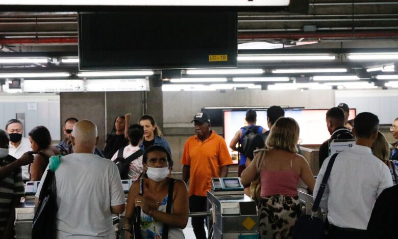 Metrô de SP funcionará ininterruptamente de sábado para domingo