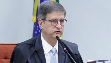 PGR apresenta parecer contrário à prisão domiciliar para Bolsonaro