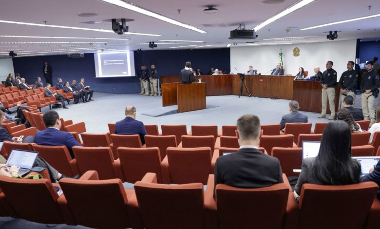 Moraes vota por rejeitar recurso de réus do Núcleo 3 da trama golpista