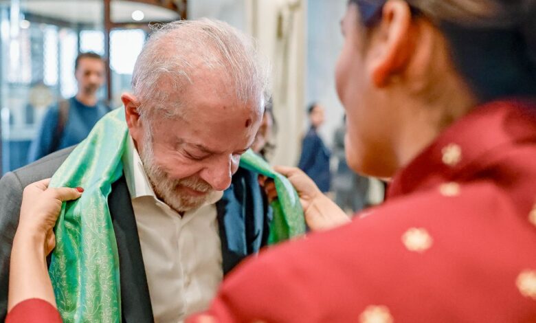 Lula chega à Índia e primeiro compromisso é cúpula sobre IA