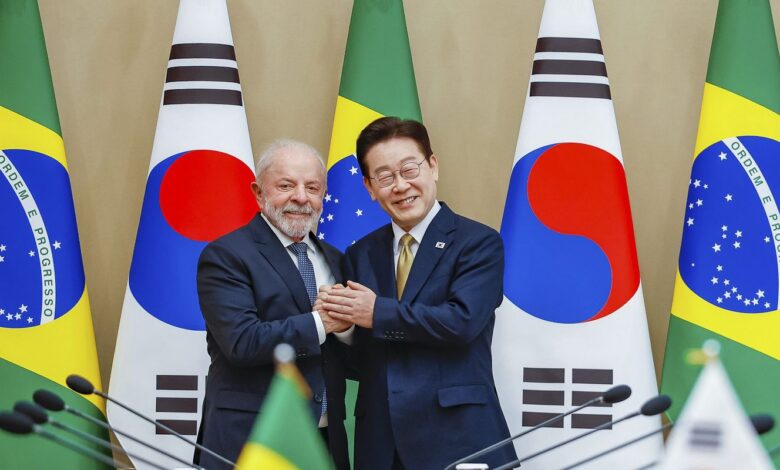 Lula diz que vale "qualquer sacrifício" para prender magnatas do crime