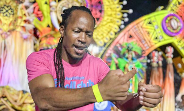 Carnaval: Sambódromo garante acessibilidade a deficientes