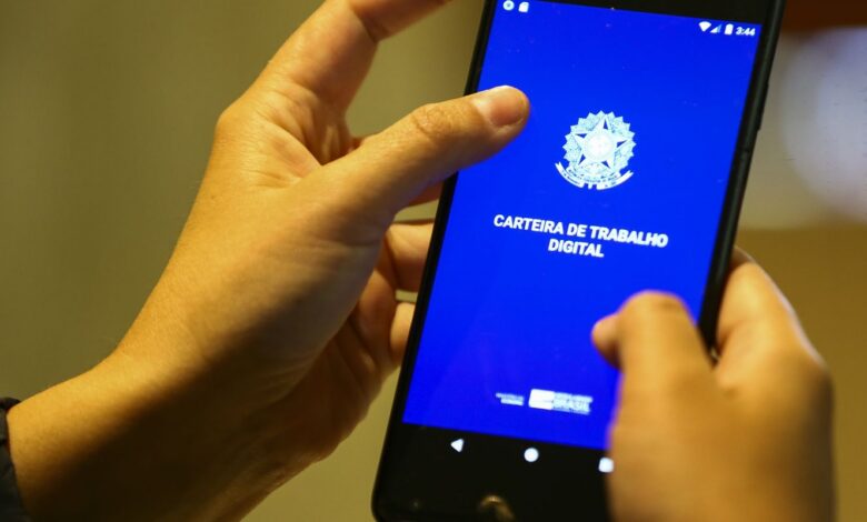 Saiba como consultar se tem direito ao abono salarial PIS/Pasep 2026