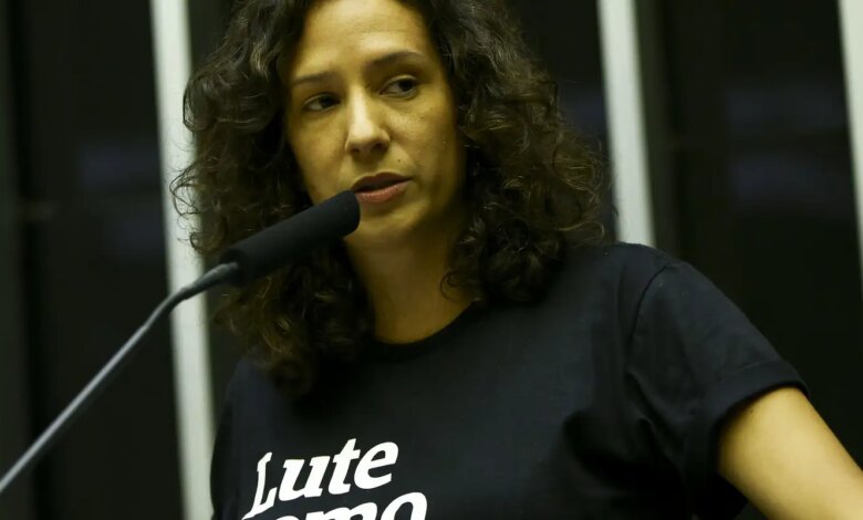 Justiça do Rio condena assassinos de Marielle Franco a indenizar viúva